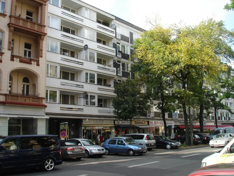 Uhlandstraße 43/ 44 — photo 1